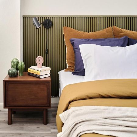 شقة Midcentury Couples Designer Loft - Casa Tuya أوستن المظهر الخارجي الصورة