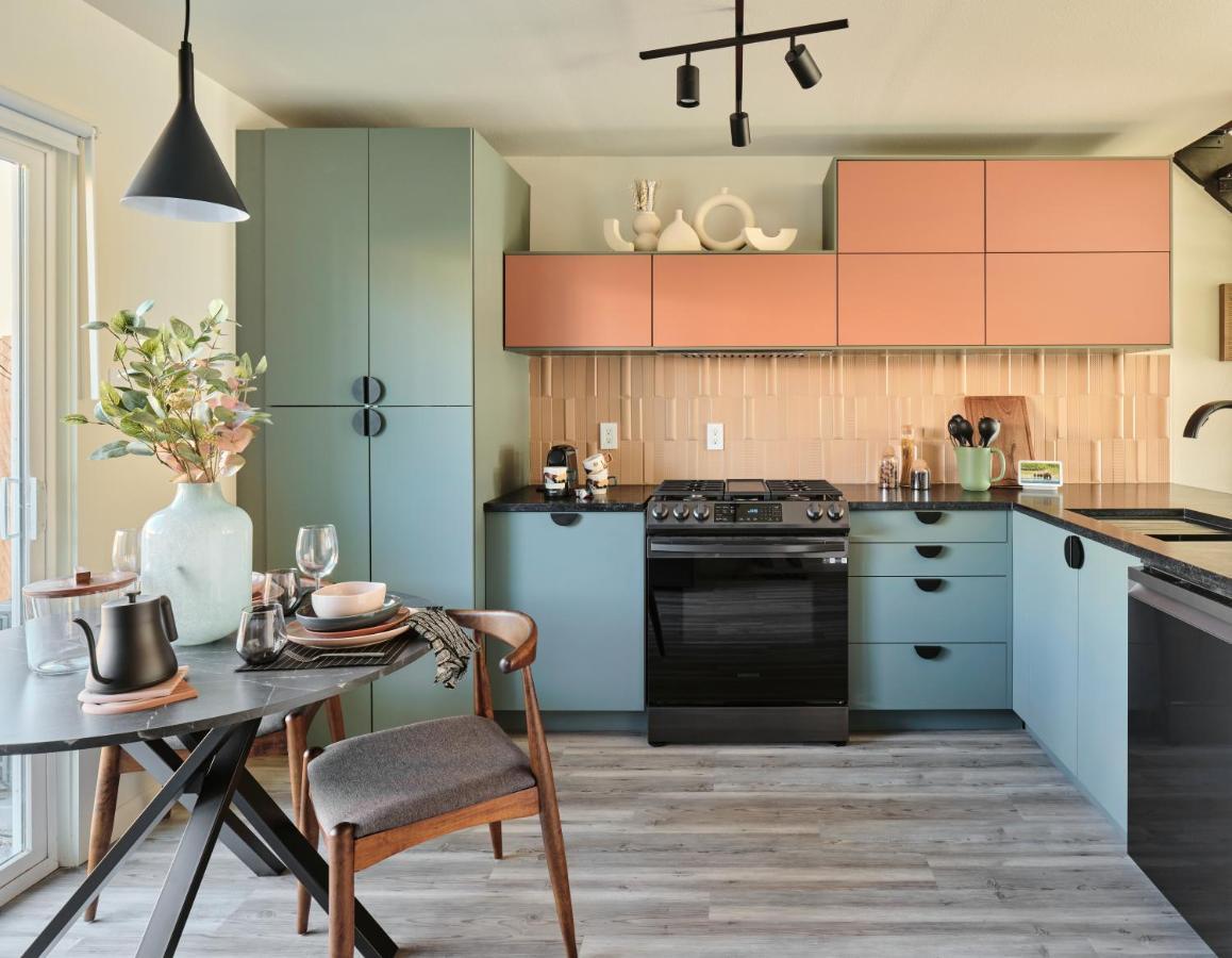 شقة Midcentury Couples Designer Loft - Casa Tuya أوستن المظهر الخارجي الصورة